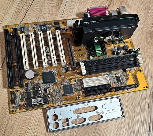 Abit BE6 Slot 1 SDRAM AGP Intel i440BX Motherboard +Pentium III 450MHz SL3CC CPU