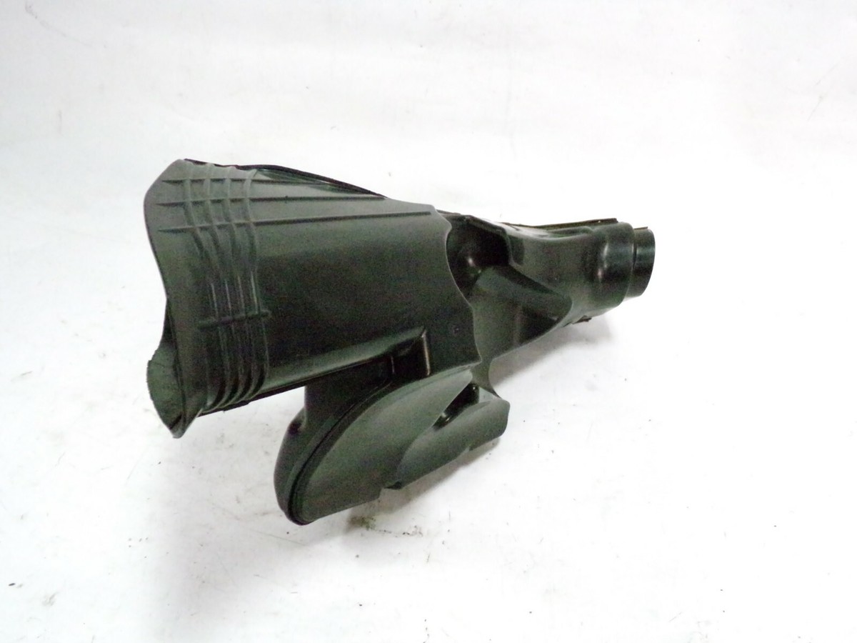 06 07 SUZUKI GSXR 600 750 GSXR600 GSXR750 RIGHT RAM AIR DUCT