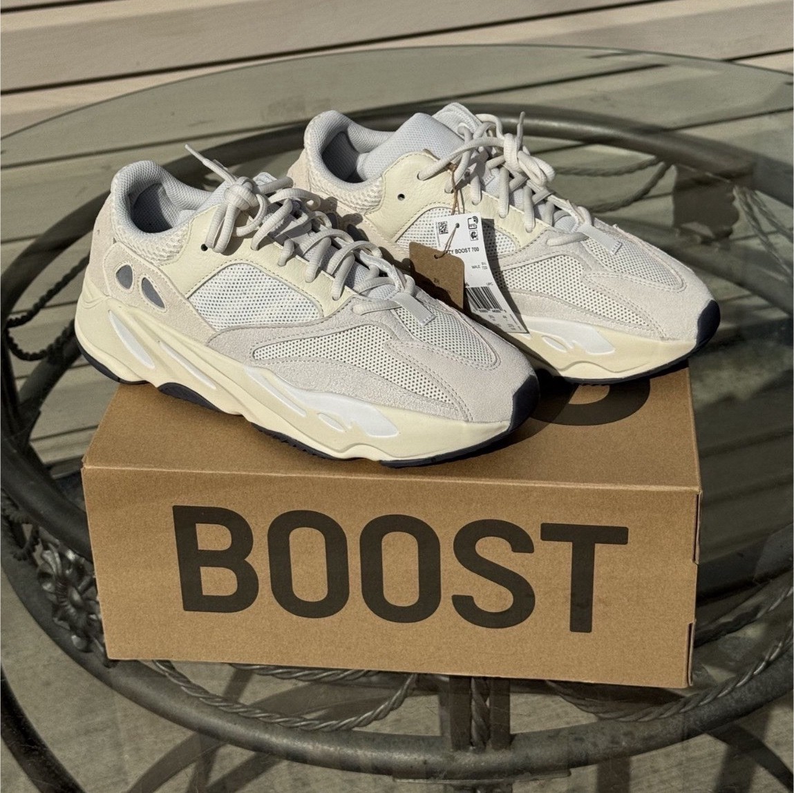 Adidas Yeezy Boost 700 Analog EG7596 193093443929| eBay