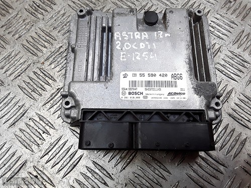 2012 OPEL ASTRA STEUERGERAT KONTROLLEINHEIT 2000DCI 55590420 0281019088
