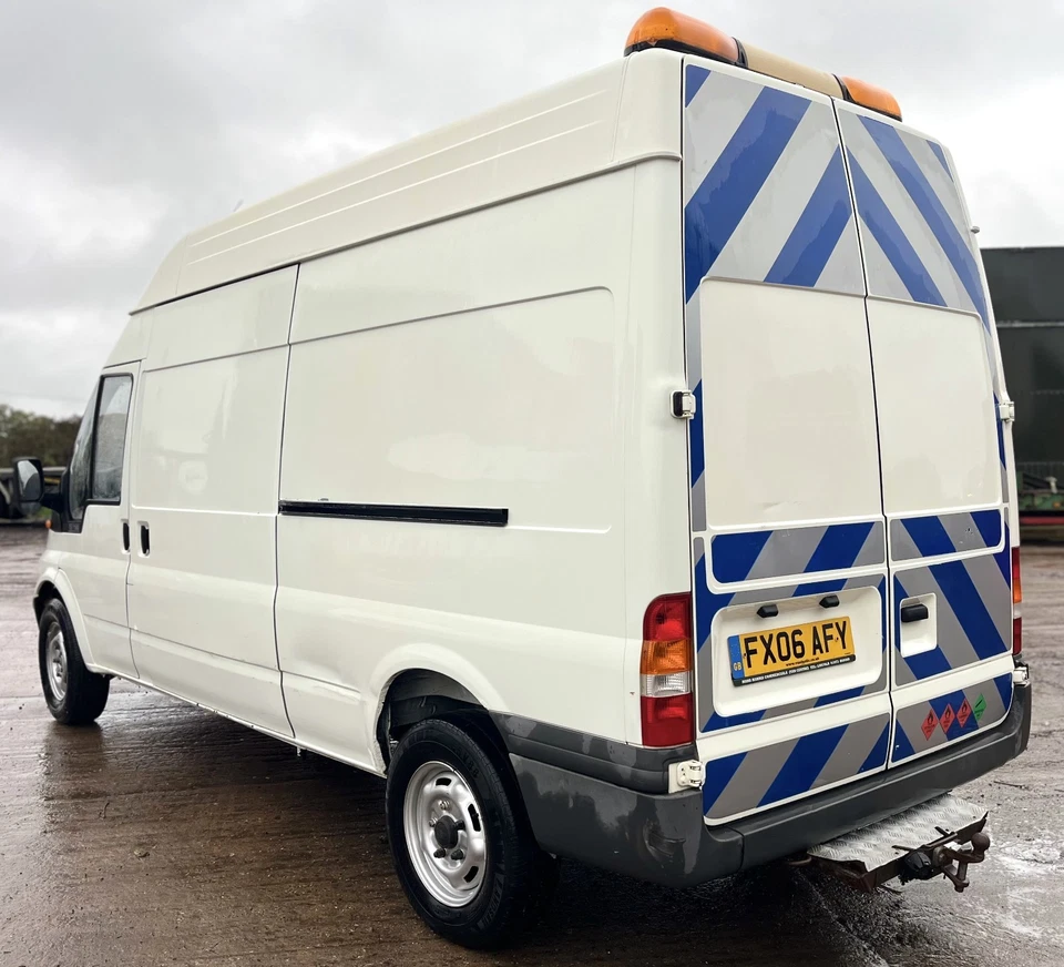 2006 (06) Ford Transit LWB Hi Roof MK6 - 2.4 Tdci - 135 BHP - 6 Speed RWD - RARE - Image 4 of 4