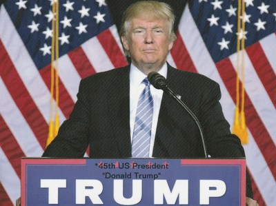 明信片 总统唐纳德 特朗普 在领奖台 美国国旗背景 Z4 Ebay