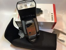 Canon Speedlite 580EX II Shoe Mount Flash for Canon  Canon CP-E3 battery pack