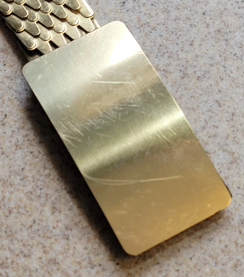 Vintage 1970s Gold Tone Metal Snake Scales Disco Style Stretch Belt 25in to 30in - Image 3 of 4