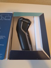 Philips Norelco Series 3000 Wet/Dry Cordless Electric Shaver
