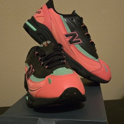 New Balance 1000 GS Pink/Black/Green Low Top Leather Sneaker 7Y