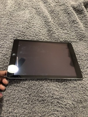 Apple iPad Air 1st Gen A1475 9.7  Wi-Fi + Cellular For Parts/Repair