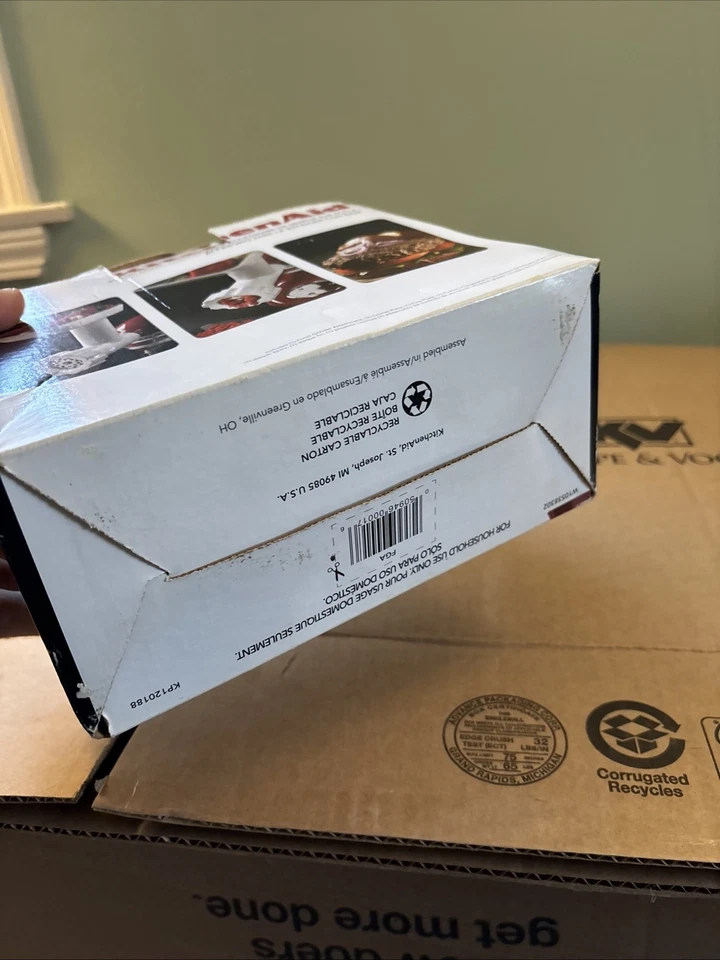 KitchenAid Food Grinder Attachment FGA Used IN ORIGINAL BOX - Image 4 of 4