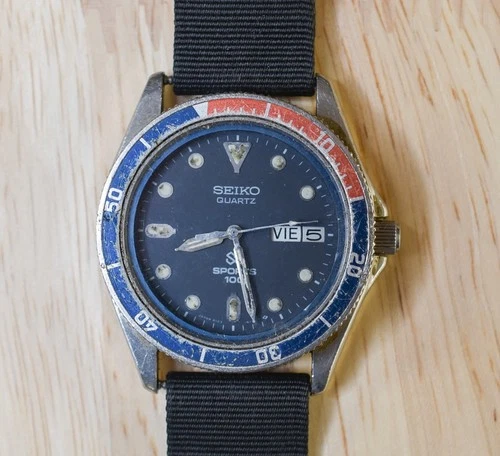 Vintage SEIKO 8123 6109 Pepsi Stainless Steel Skin Diver Quartz Watch