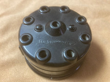 Mallory Zc Yc Double Life Rev-pol 8 Cyl. Orig. 2 Piece Distributor Cap 4001 Mallory Zc Yc Double Life Rev-pol 8 Cyl. Orig. 2 Piece Distributor Cap 4001