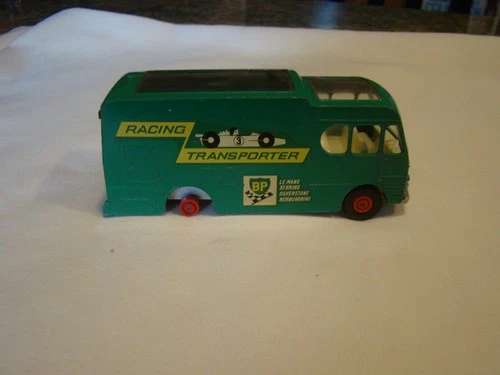 Vtg 1966 MATCHBOX LESNEY KING SIZE # K-5 RACING CAR TRANSPORTER 5” TOY