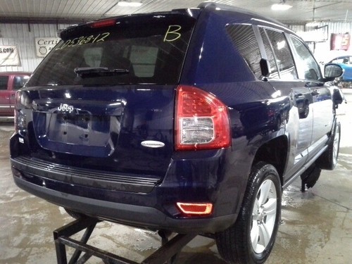 Used Front Center Interior Rear View Mirror fits: 2012 Jeep Compass manual dimmi - Picture 6 of 24