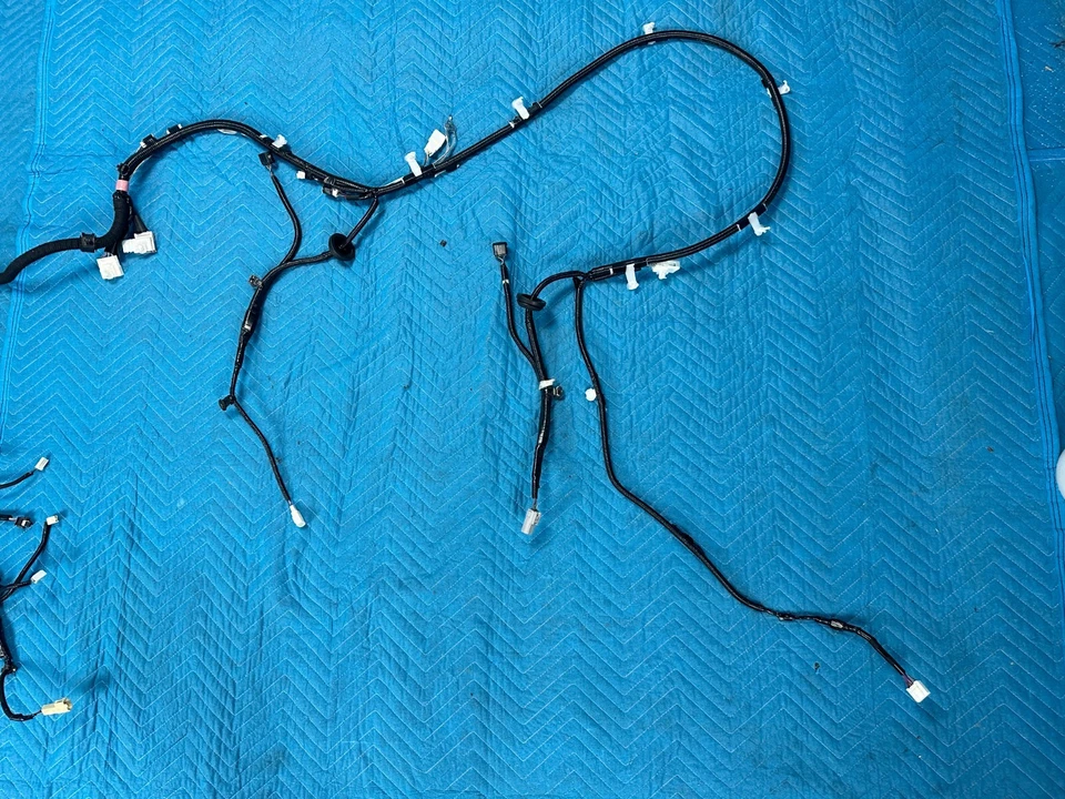 雷克萨斯 ES300h ES350 后备箱行李箱电线束 2014 年 1 号原始设备制造商 — 第 3/4 张图片