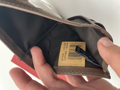 Levis Leather Trifold Wallet Mens Brown RFID Protection 6 Slots w/ Hook MSRP $36 - Picture 7 of 7