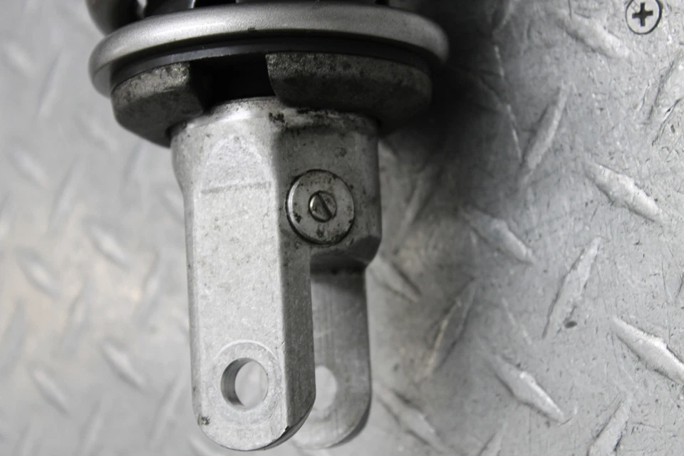 Kawasaki Ninja ZX14 ZX1400C 2008 suspensión amortiguador trasero Foto 3 de 4