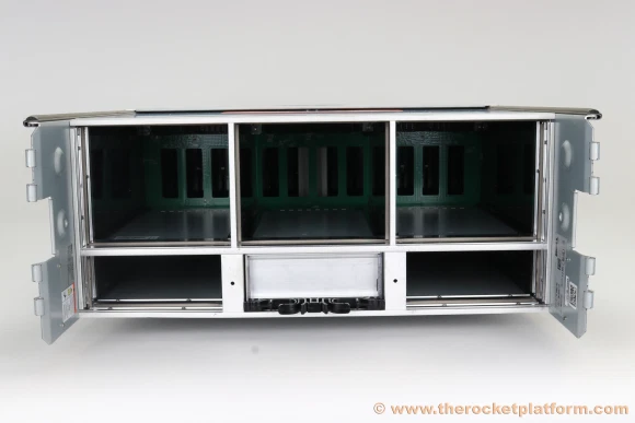 H187H Dell EqualLogic PS5500 PS6500 Chassis Assembly - Image 2 of 2