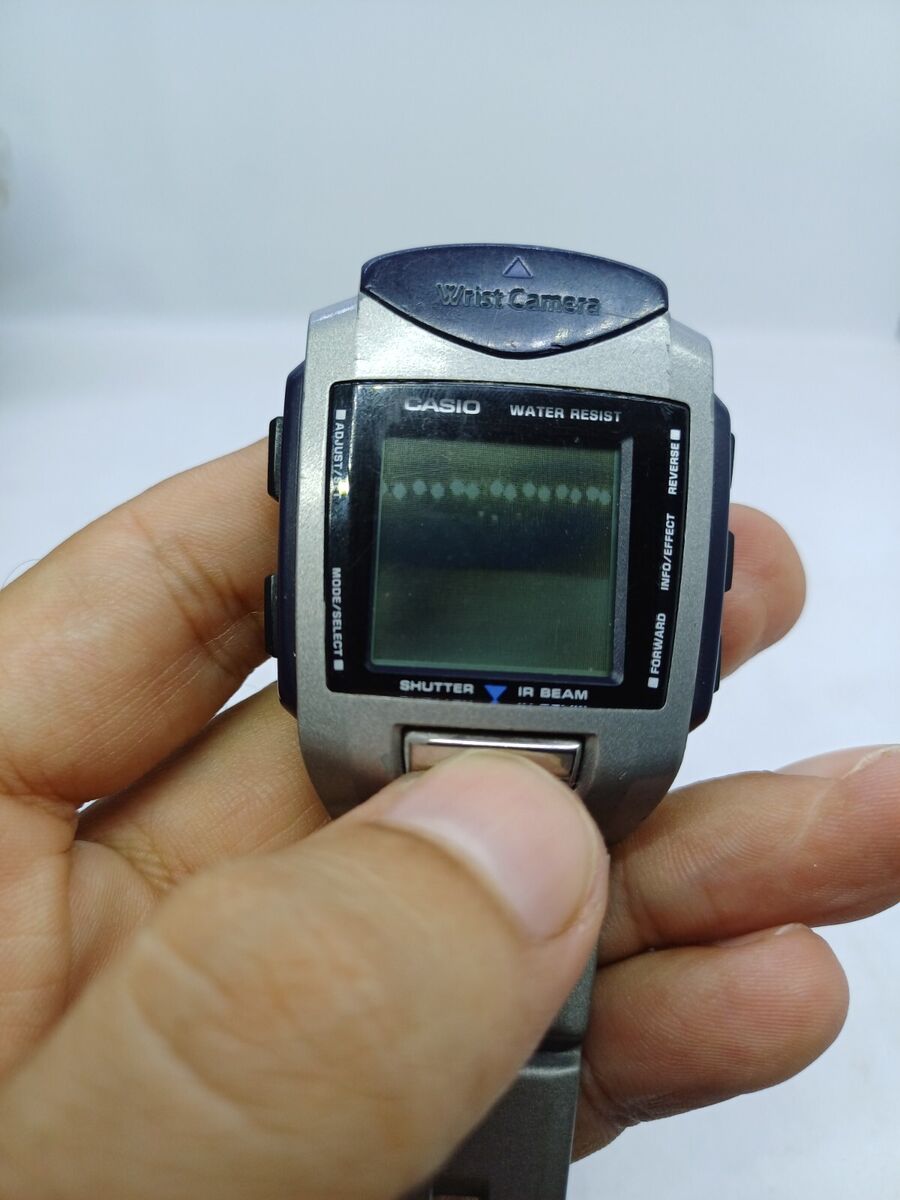 VINTAGE CASIO WRIST CAMERA 2220 WQV-1 JAPAN WATCH NOT VINTAGE CASIO WRIST CAMERA 2220 WQV-1 JAPAN WATCH NOT