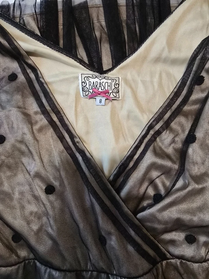 Vestido Baraschi para mujer sin mangas a lunares talla 8 superposición de tul y detalles florales Foto 3 de 4