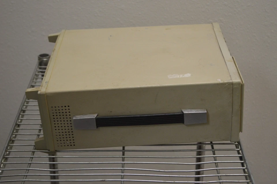 BK PRECISION 2120 20MHZ OSCILLOSCOPE  (JLU45) - Image 4 of 4