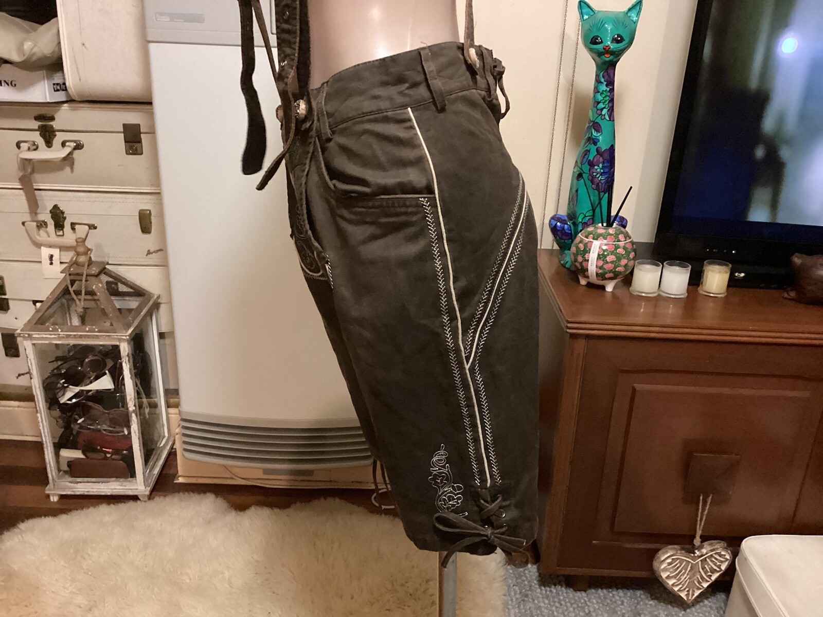 Picture 5 of 12