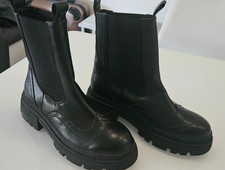 1 Paar Damenschuhe / Boots, zum Schnäppchenp...