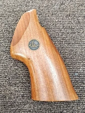 DAN WESSON 44 MAGNUM GRIP~LARGE FRAME REVOLVER ROUND TANG GRIP