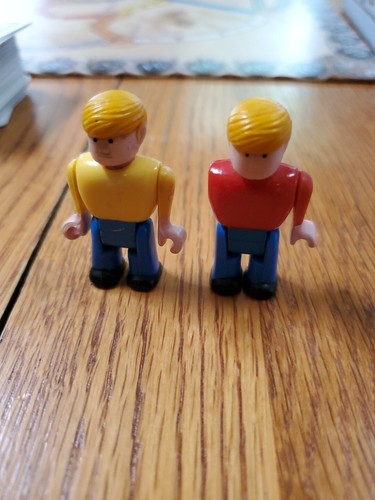 1980s Vintage Tyco Super Blocks Figure Male Man Boy Blonde Blue Pants +Bonus Red - Picture 6 of 6