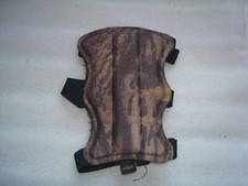 Allen Archery - 3 Strap Camo Arm Guard - Made in USA - Nice