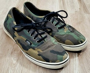 vans de camuflaje