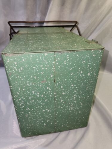 VINTAGE 1940's GREEN METAL GALVANIZED COOLER w/ ZINC INTERIOR & SMALL INNER BOX! - Picture 3 of 18
