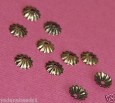 600 pcs of Antiqued Brass Ribbed Bead Cap 5.5mm