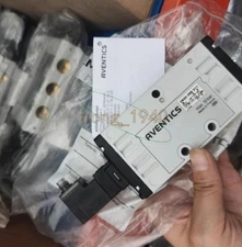 One New AVENTICS 0820058311 Solenoid Valve