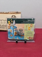 Little Suzy’s Zoo Friends Wallies 25 Wallpaper Cutouts Pre-pasted Kids Bedroom