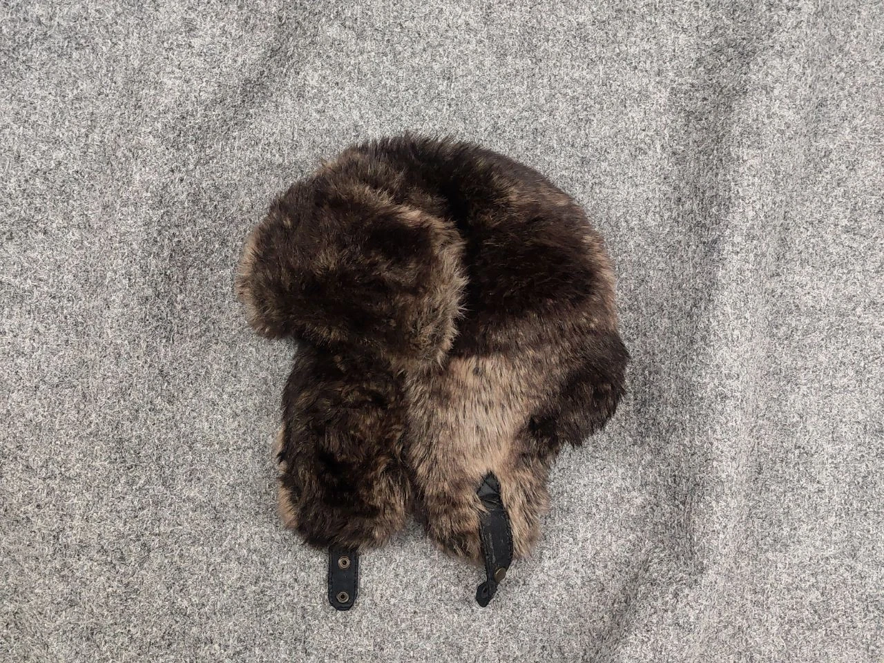 Vintage Y2K Fuzzy Fur Ushanka Hat Brown faded Japanese l.g.b. Style