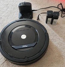 iRobot Roomba 805 Robot Vacuum w/ Charger  and Virtual Gates