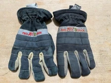Pro Tech  8 Fusion 2014 Structural Fire Fighting Gloves PT-8SC USED Med X-Large