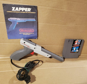 Nintendo NES Gray Zapper Gun Super Mario Bros/Duck Hunt Combo + manual Tested