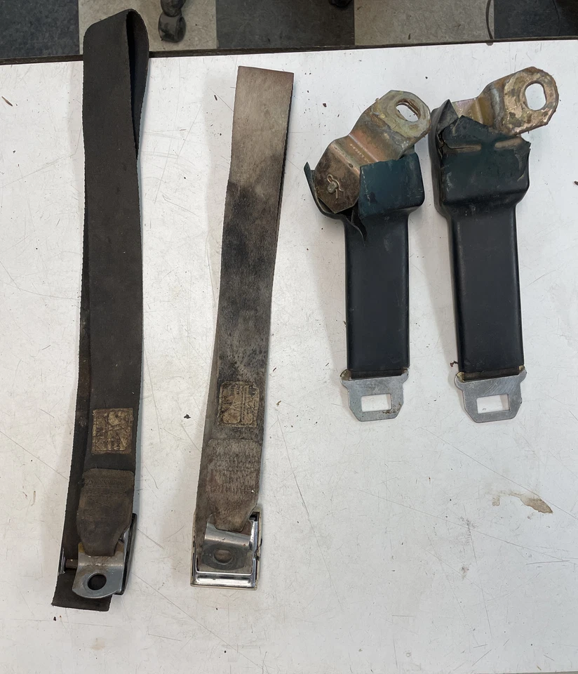 1967-1972 Chevrolet GMC C10 C20 C30 C40 C50 OEM Seat Belts Foto 2 de 2