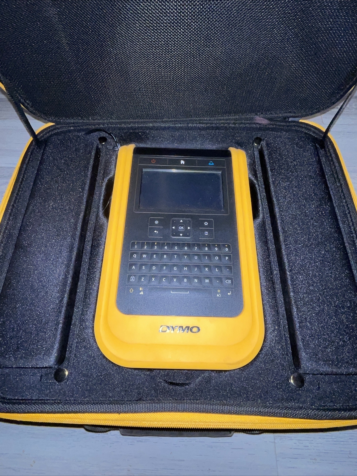 DYMO XTL 500 Industrial Label Maker Kit Bundle PreOwned 71701000552