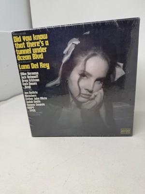 Lana Del Rey Did You Know There s A Tunnel Under Ocean Blvd CD+hoodie sz L
