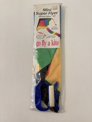 Vintage 1999 Go Fly a Kite Mini Super Flyer 12055 Mini Thunder Ripstop Nylon 30''