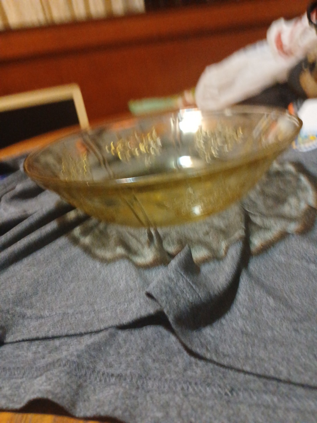 Vintage Sharon Federal Rose 8.5-Inch Amber Salad Serving Bowl