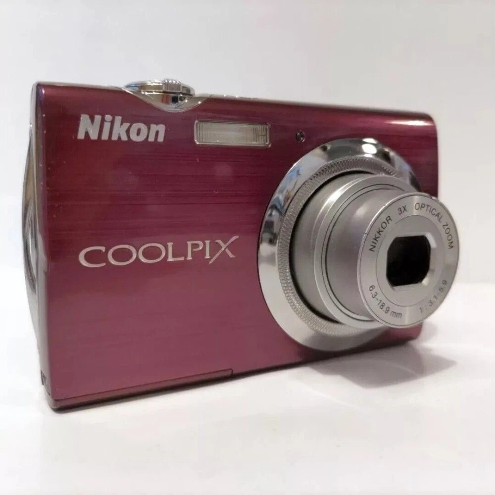 Nikon COOLPIX S230 CCD Digital Camera 10.0MP Red 3x Optical Zoom