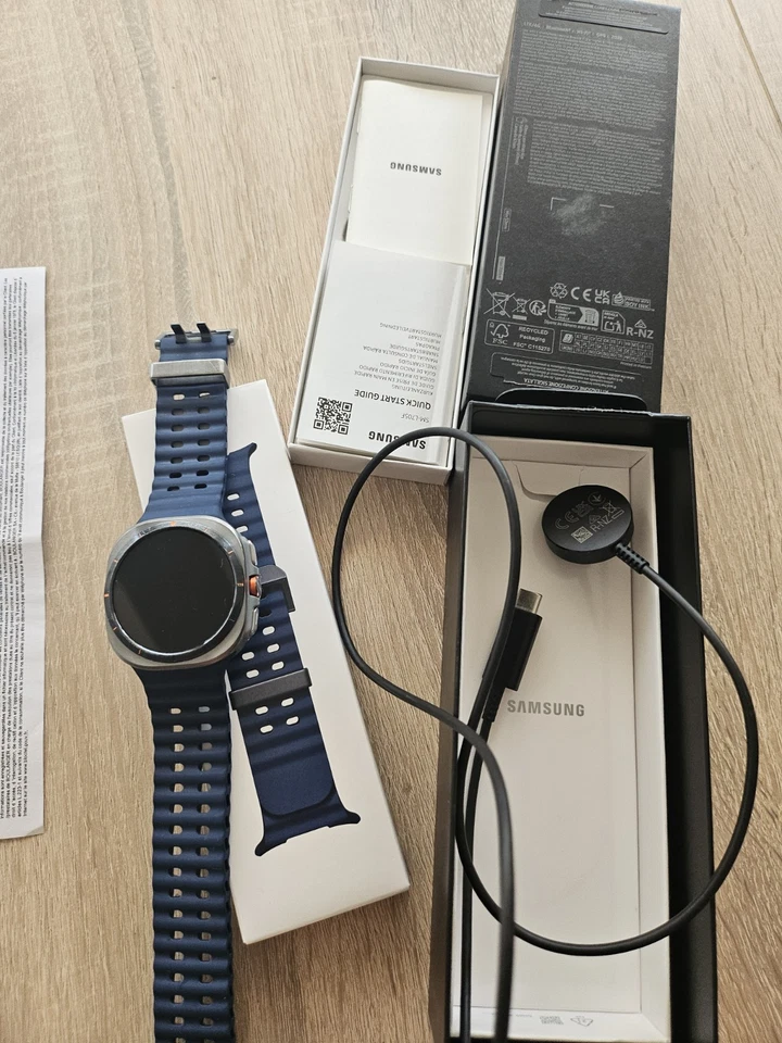 Samsung Galaxy Watch 8 · 47 mm · LTE, photo 4 sur 5