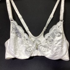 Vanity Fair VINTAGE Bra White 34B Underwire F...