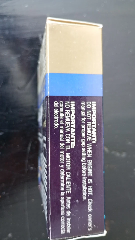 Splitfire SF392c Spark plugs Pack of 4 NOS - Image 3 of 4