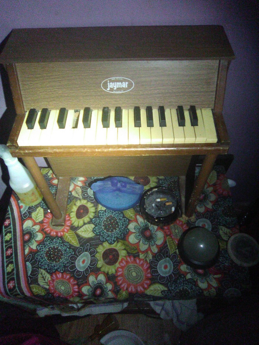 1950s Vintage Jaymar Upright Miniature Wooden 30 Key Piano Child's