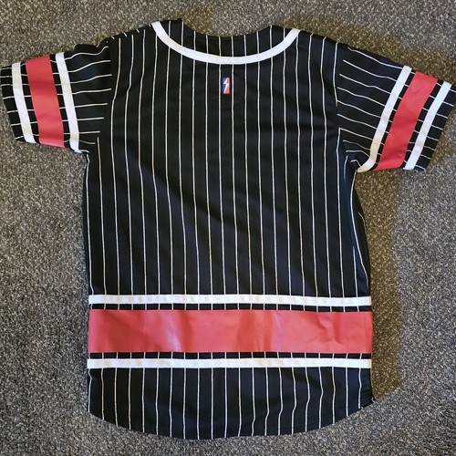 Maglia Vintage Bleecker And Mercer Cartel 76 Uomo M Extra Large Rosso Nero Y2K - Foto 2 di 6
