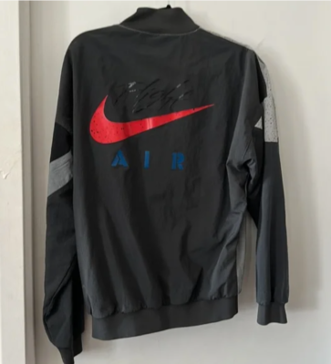 トップス NIKE JORDAN LEGACY AJ4 LTWT JACKET Air Jordan Legacy aj4 lightweight logo Printing Sports