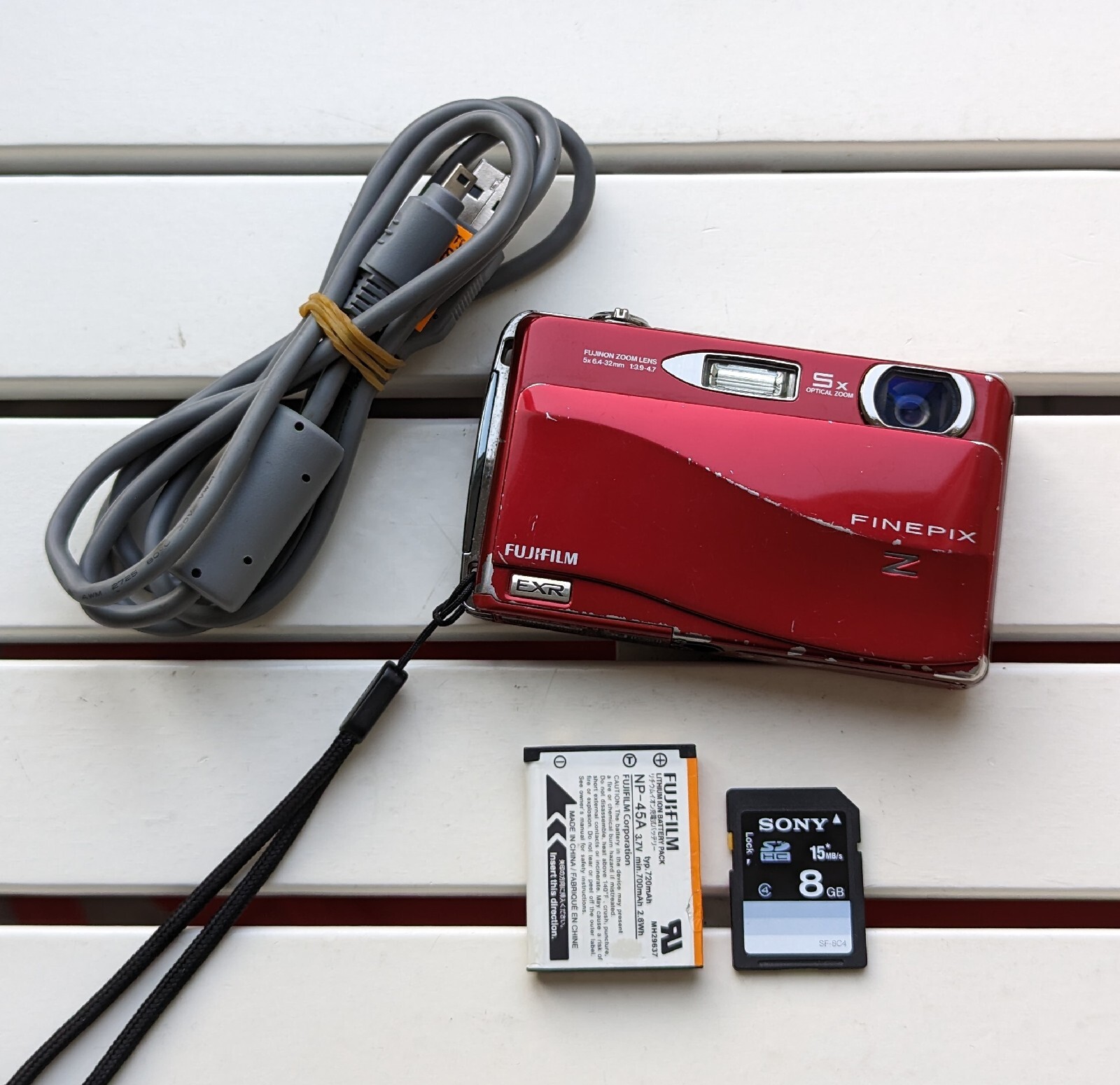Fujifilm FinePix Z Series Z700EXR 12.0MP Digital Camera Red for sale